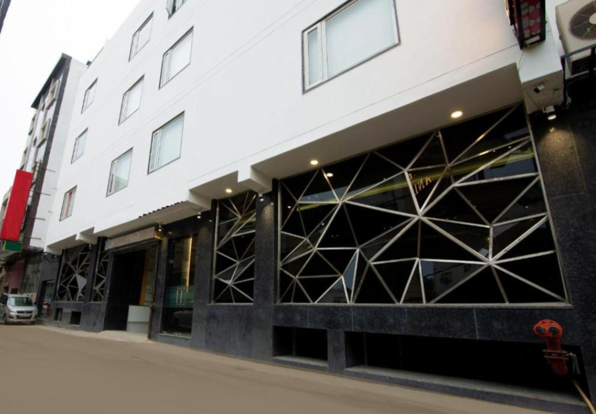 Hotel Stanley-near Delhi Airport
