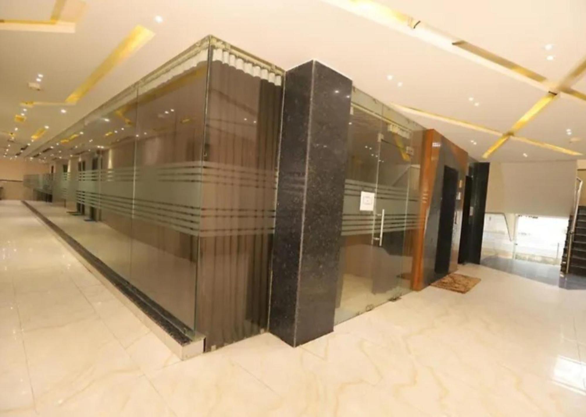 Stanley-near Delhi Airport 4* New Delhi