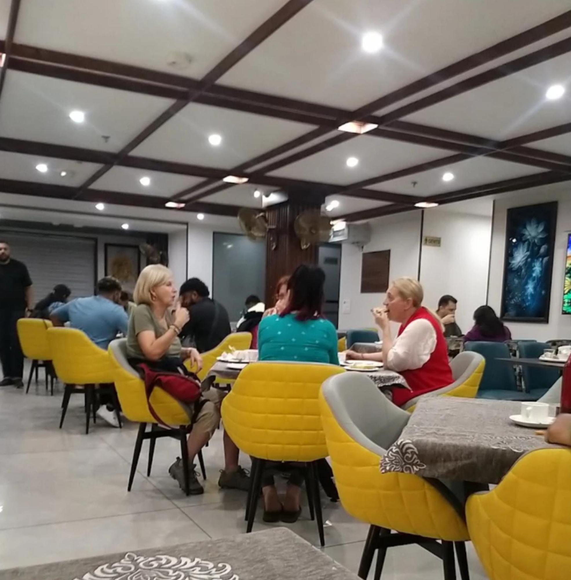 Stanley-near Delhi Airport Hotel 4*
