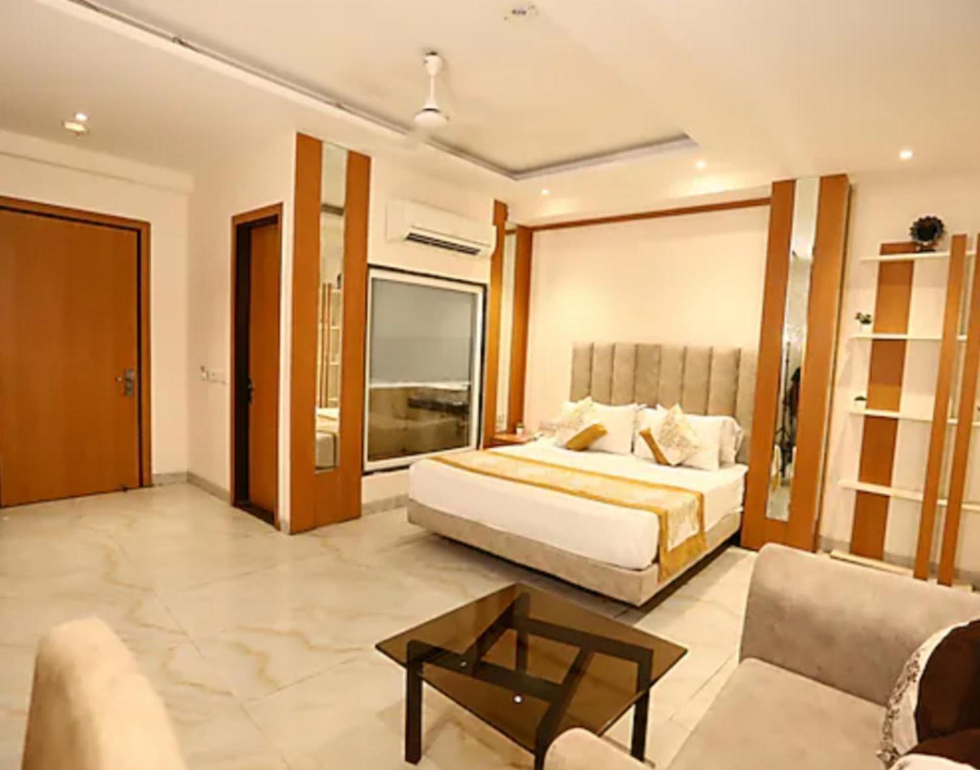 Hotel Stanley-near Delhi Airport New Delhi